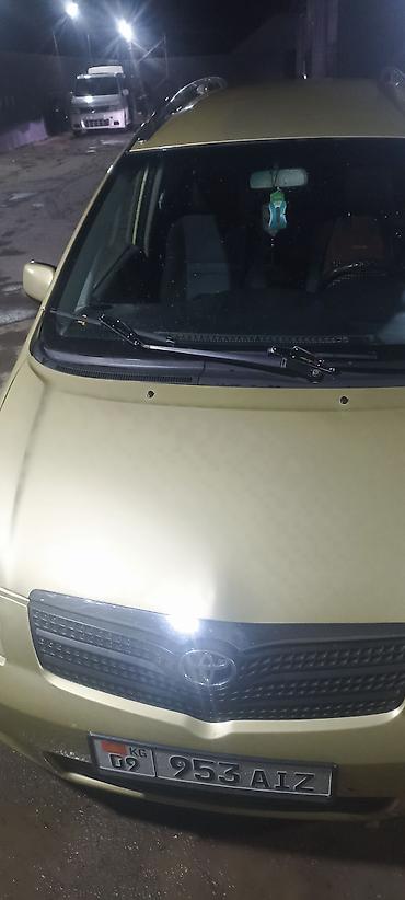 carina e: Toyota Corolla Verso: 2003 г., Механика, Бензин, Минивэн — 3