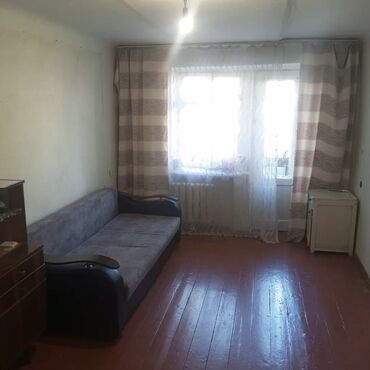 московская: 1 комната, 30 м², 104 серия, 3 этаж, Старый ремонт