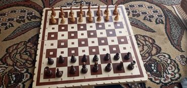 мебел работа: Продаю шахматы 3 в одном (шахмат, шашки, нарда), ручная работа