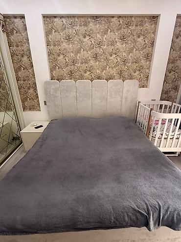 Taxt əla vəziyyətdədi. Satılır 350₼. Bazalı, matras daxil. Baha lalafo.az -da Taxt əla vəziyyətdədi. Satılır 350₼. Bazalı, matras daxil. Baha
