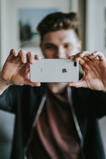 поко х6 про цена в бишкеке: IPhone 8 Plus, Ак