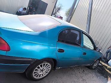 тоета авенсис 1 8: Toyota Avensis: 1998 г., Механика, Газ, Седан — 2