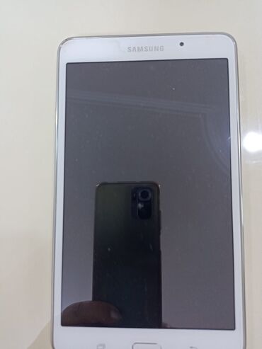 ccit планшет: Samsung Tab 3 satılır. Nömrə yeri yoxdur. Whatsapp yükləmək olmur