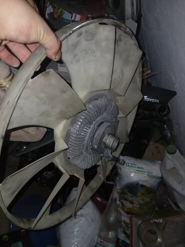 Другие детали для мотора: Запчасти двигателя от Mercedes-benz спринтер 318,3-куб мотор V — 7