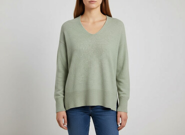 filcowe klapki: H&M, Women`s sweater, size XS