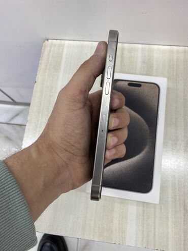 Apple iPhone: IPhone 15 Pro Max, 256 GB, Natural Titanium, Face ID — 4