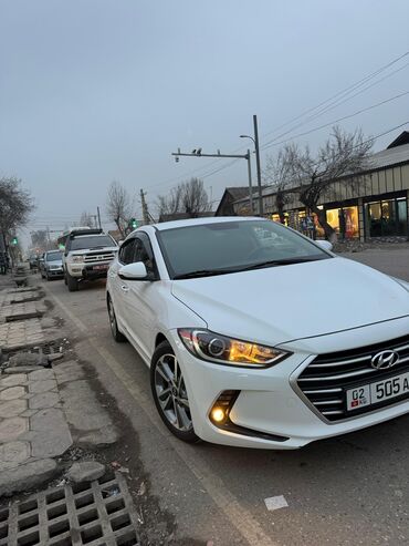 Hyundai: Hyundai Avante: 2018 г., 1.6 л, Автомат, Бензин