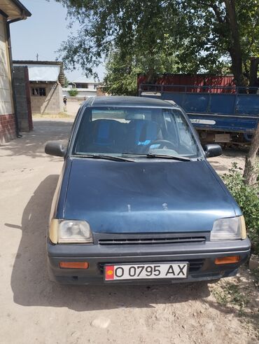 тормоза брембо: Продается компактный автомобиль синего цвета. Экономичный и