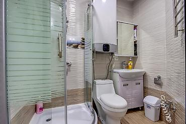 hostel osh: 2 комнаты, 7 мкр, Душевая кабина, Постельное белье, Кондиционер — 7