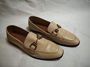 Qadın ayaqqabıları: ZARA qadın loaferləri - Model: metal detalli klassik loafer - Rəng — 2