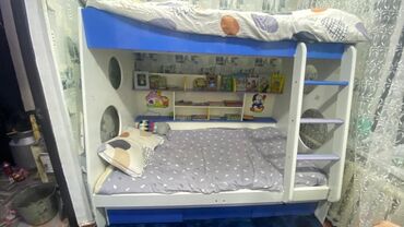 детские двухъярусные кровати: Двухъярусная Кровать, Б/у