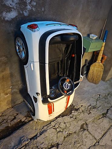 yemek masa: Uşaq üçün elektrikli minik maşını masinin rolu xarabdi zaretqa — 2