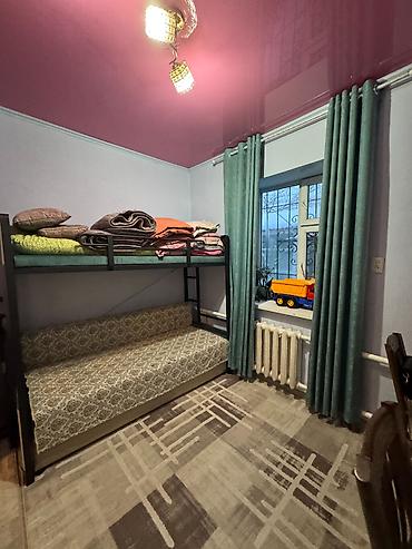 Продажа коттеджей и домов: Продаю дом 📍в р-не Тоголока Молдо/Щербакова Характеристики: • — 8