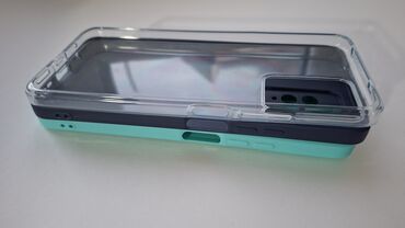 Чехлы: 3 чехла на Redmi Note 12
прозрачный, тёмно синий, бирюзовый — 6