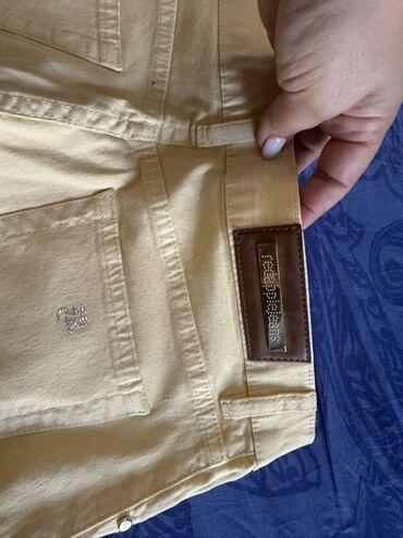 Dəstlər, kostyumlar: Qadın geyim dəsti -geyimlerin her biri 5 manatdl cox yaxsl — 50