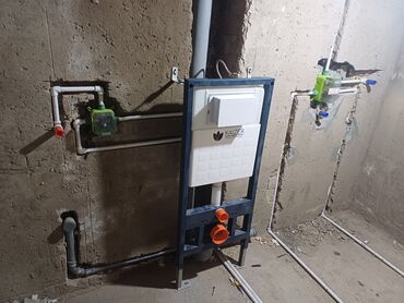 Монтаж и замена сантехники: Монтаж и замена сантехники Больше 6 лет опыта — 12