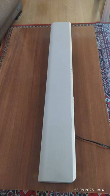 Lixiang: Soundbar Yamaha yas-105 kino və musiqi üçün. Cox güclüdür. İçində 2