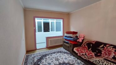 2 room flat: 3 комнаты, Собственник, Без подселения, С мебелью частично