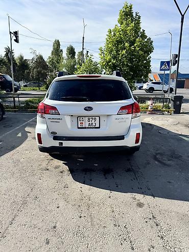 горный: Subaru Outback: 2011 г., Универсал — 2