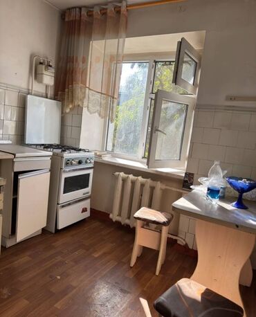 Продажа квартир: 3 комнаты, 58 м², Хрущевка, 4 этаж, Старый ремонт