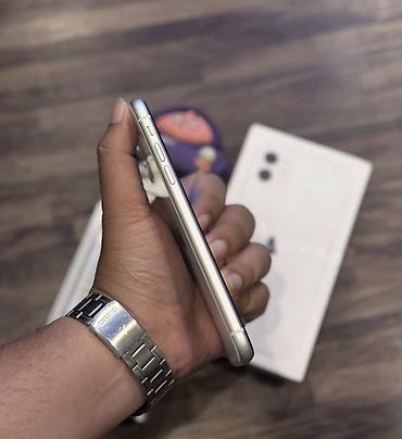 IPhone 11, 128 GB, Ağ, Zəmanət, Simsiz şarj, Face ID lalafo.az -da — 5 IPhone 11, 128 GB, Ağ, Zəmanət, Simsiz şarj, Face ID — 5