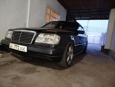 Mercedes-Benz: Mercedes-Benz W124: 1993 г., 3.2 л, Автомат, Бензин, Седан