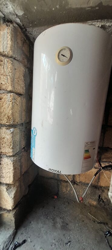 soyuducu iwlenmiw: Ariston 80 l, İşlənmiş, Kredit yoxdur