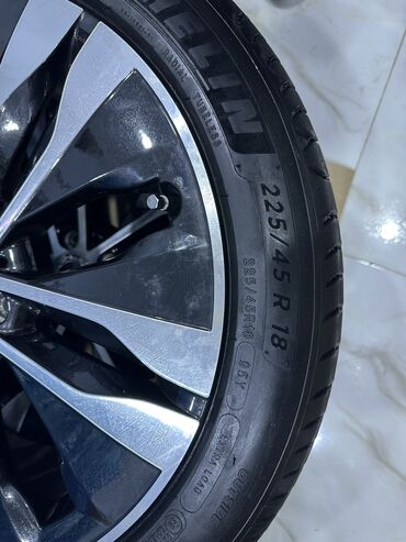 Təkərlər: Mercedes diskiləri 255/40R18 225/45R18 Paket diskilər 100 % orginal -da lalafo.az — 10 Təkərlər: Mercedes diskiləri 255/40R18 225/45R18 Paket diskilər 100 % orginal — 10