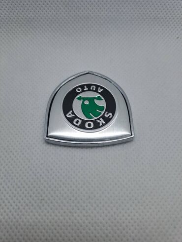 Tuning oprema: Samolepljivi metalni stiker za automobil - ŠKODA Metalni stiker za — 3