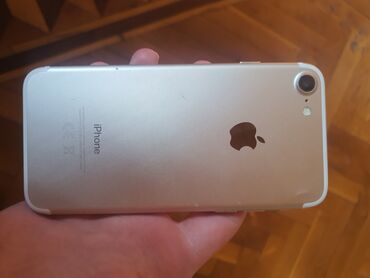 iphone 8plus qiymeti: IPhone 7, Gümüşü, Barmaq izi