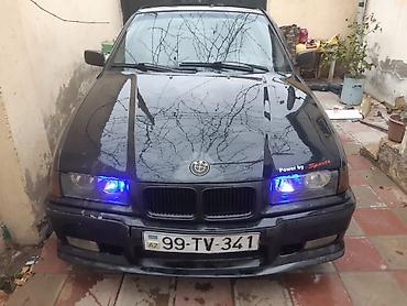 byd disk teker: BMW 3 Series E36 sedan, qara rəng. - Kuzov: 4 qapı, ön və arxa aero — 1
