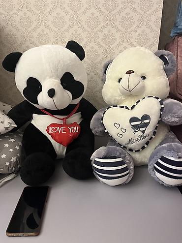 oyuncaq mağazası: Hər ikisi yeni və ideal vəziyyətdə böyük panda və ayı. Tək- tək 15 — 1
