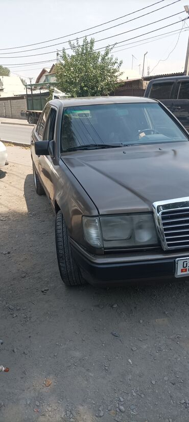 шевроле машина: Mercedes-Benz W124: 1989 г., 2.3 л, Механика, Газ, Седан