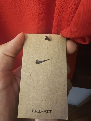 İdman formaları: Türkiye milli komandasının orijinal forması.Türkiyeden — 6