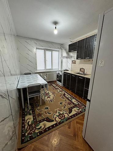 2 room: Сдается просторная 2‑комнатная квартира с раздельной планировкой. - — 10