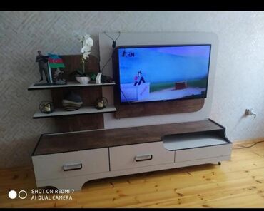 Мебель: TV stend satılır. 170 azn. Ünvan: Mehdiabad. 8869💥