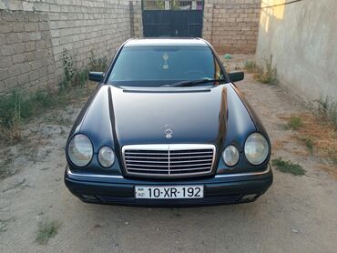 meqan 3: Mercedes-Benz E 230: 2.3 л | 1996 г. Седан