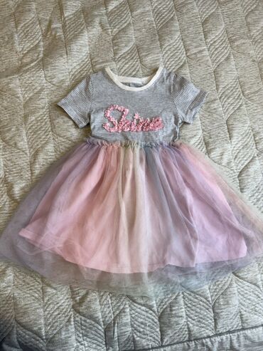 Donlar: Uşaq geyimləri dəsti – 4 ədəd 1) Qırmızı don + qulaqlı yaxalıq - — 2