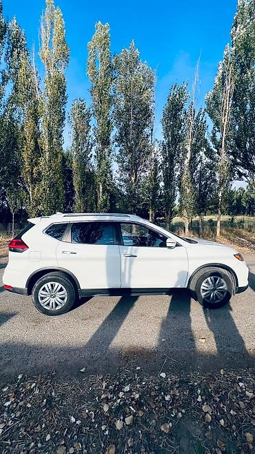 выбор номера о: Nissan X-Trail: 2017 г., Автомат, Бензин, Кроссовер — 4