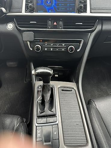 Продажа авто: Kia K5: 2019 г., 2 л, Автомат, Газ, Седан — 8