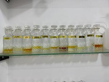 pivə: Ətir flakonları sınığı çatı yoxdu az isdifadə olunub 50 dən çoxdu — 3