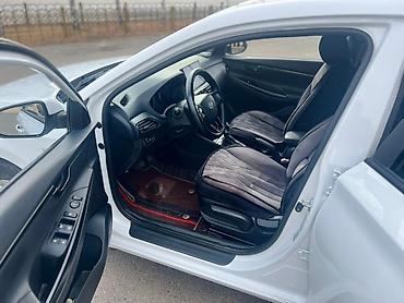 Hyundai: Hyundai : 2020 г., 1.6 л, Автомат, Бензин, Седан — 9