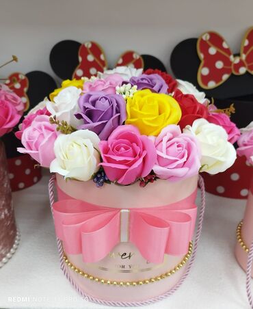 Toy aksesuarları: Gul buketleri sabun gullerden hazirlanir.Bir omur boyu solmayan,xarab — 10