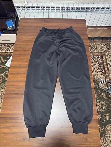 Спортивные костюмы: Продам все вещи которые на фото за 5000 сом есть новые вещи с биркой — 10