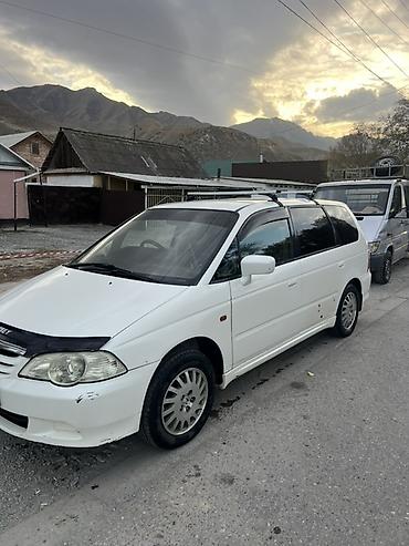 ход: Honda Odyssey: 2000 г., 2.3 л, Автомат, Газ, Минивэн — 4