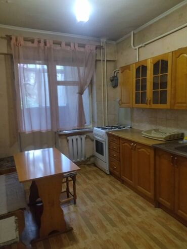 долгосрочная аренда квартир токмак: 3 комнаты, Собственник, Без подселения, С мебелью частично