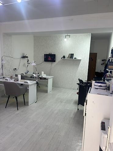 дом с бизнесом: 3 комнаты, 38 м², Индивидуалка, 1 этаж, Евроремонт — 3