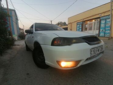 Daewoo: Daewoo Nexia: 1.5 l | 2010 il Sedan — 6