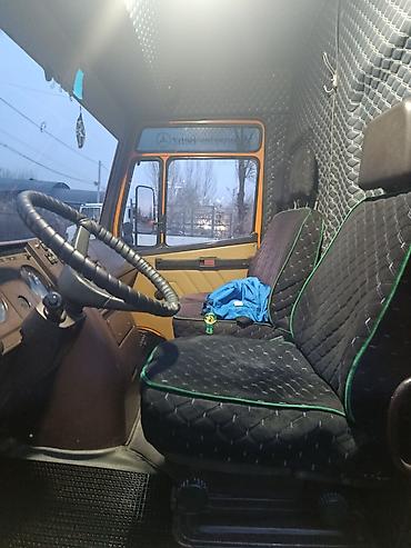 чон: Mercedes-Benz Спринтер: 1990 г., Van — 5