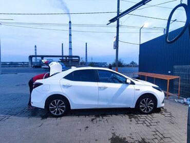 машина kg бишкек тойота: Toyota Corolla: 2020 г., 1.8 л, Вариатор, Гибрид, Седан